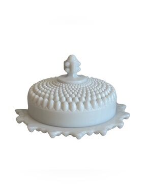 EUC Vintage Westmoreland American Hobnail Milk Glass Covered Butter Dish